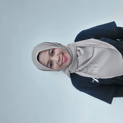 Profil CV Rara Ayu