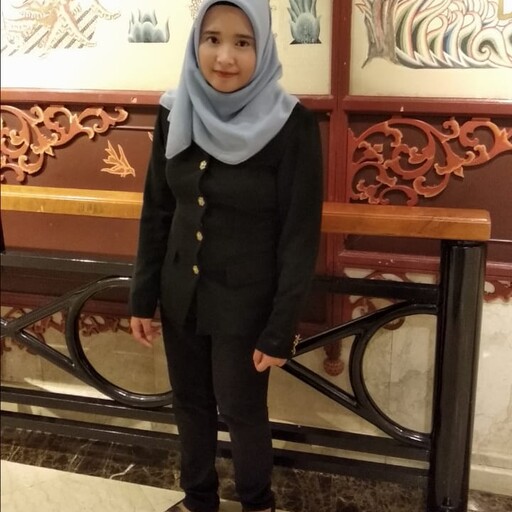 Profil CV Regita Apriawati