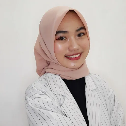 Profil CV Resafina Melinda