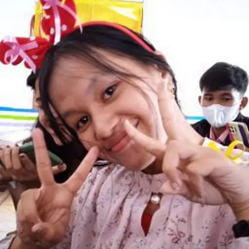 Profil CV RIRIN RIBKHA ELFANI SINURAT