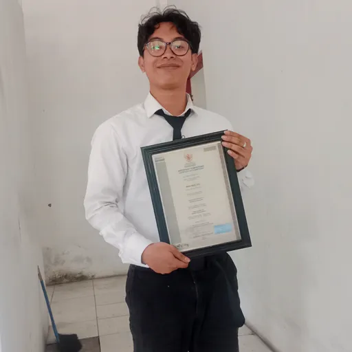 Profil CV Rizki Syahrul Ramadhan - Crew Store