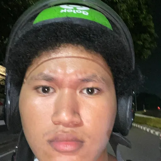 Profil CV ROGASIANUS CHANDRA