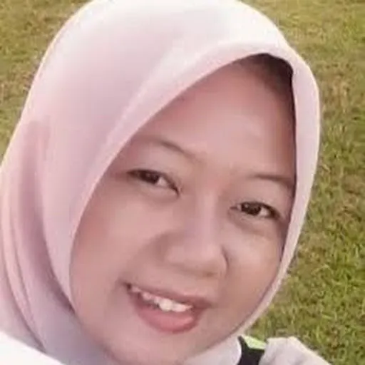 Profil CV Ruri Suryani