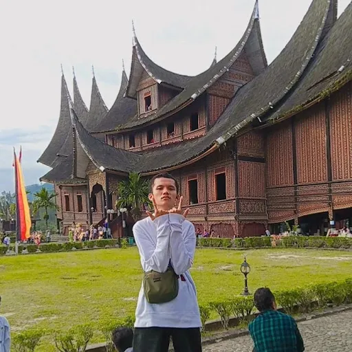 Profil CV samy adji
