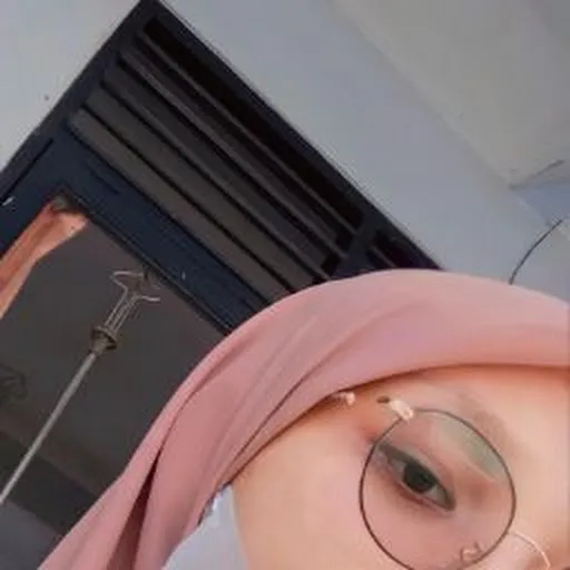 Profil CV Sekar Ayu Amirudin