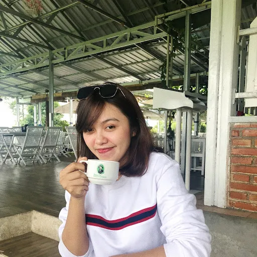 Profil CV Sri Handayani