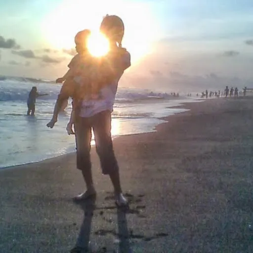 Profil CV Nur Cahyono
