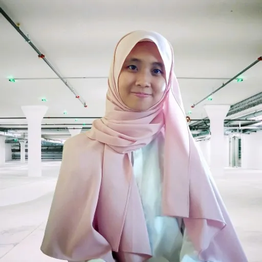 Profil CV Sundari Dwi Miati, S.Pd - Staf Administrasi Sekolah