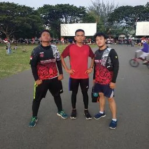 Profil CV Syahrinanda Rizky