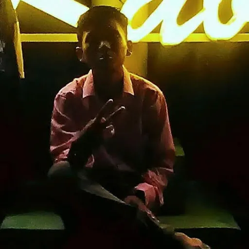 Profil CV Thio Rama