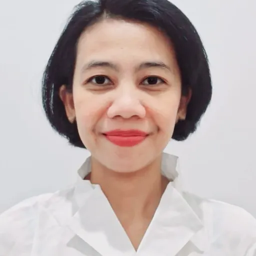 Profil CV Maria Yudhi Aryani