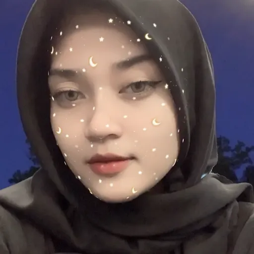 Profil CV Utami Hakim