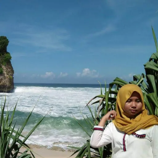Profil CV Wanda Yulia Setyandita 