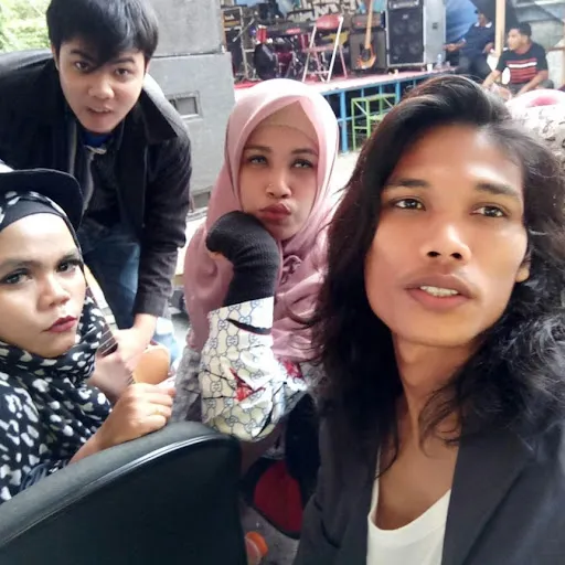 Profil CV Zunika